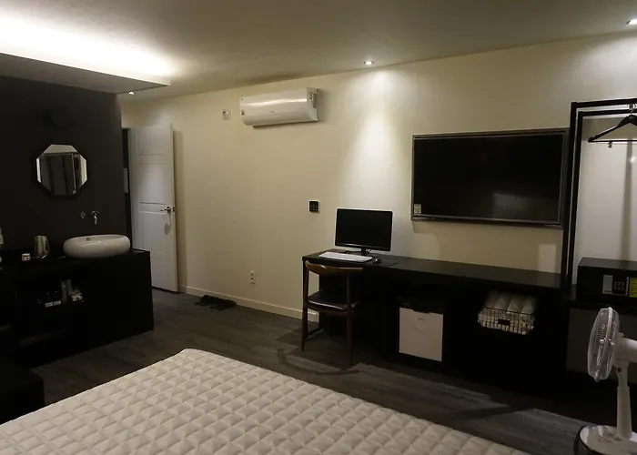 Mu Motel 2*