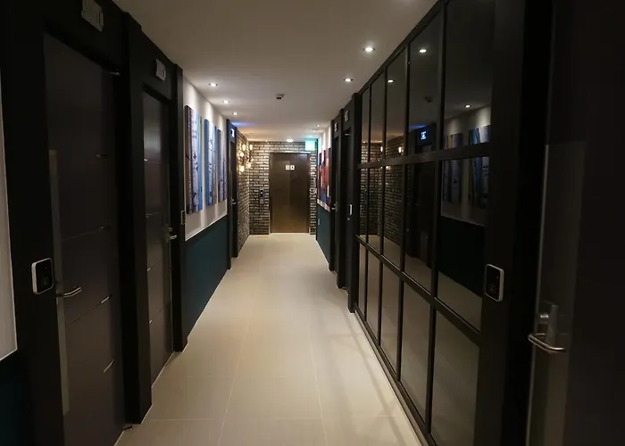 Mu Motel