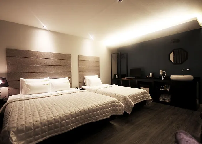 Mu Motel
