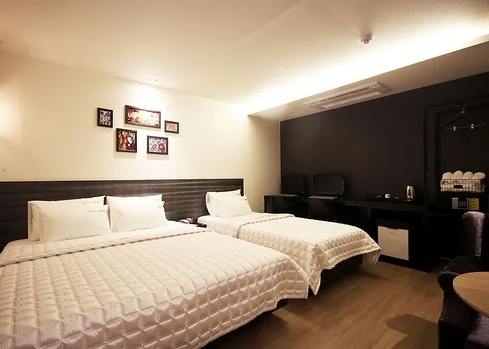 Mu Motel
