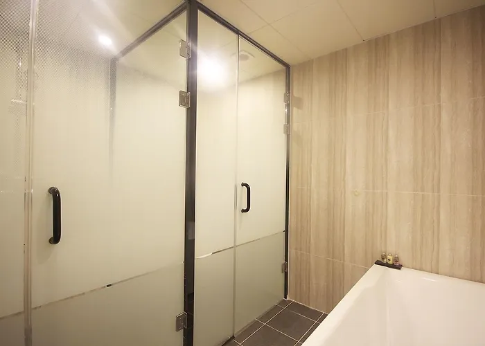 Motel Mu 2*