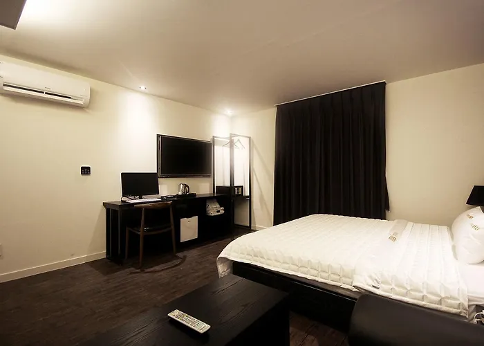 Motel Mu 2*